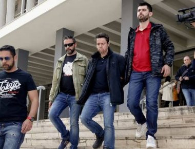 Αθώος δηλώνει ο γιατρός: «Με παγίδευσαν!»